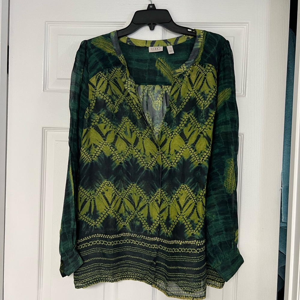 LOGO by Lori Goldstein Green and Chartreuse Blouse